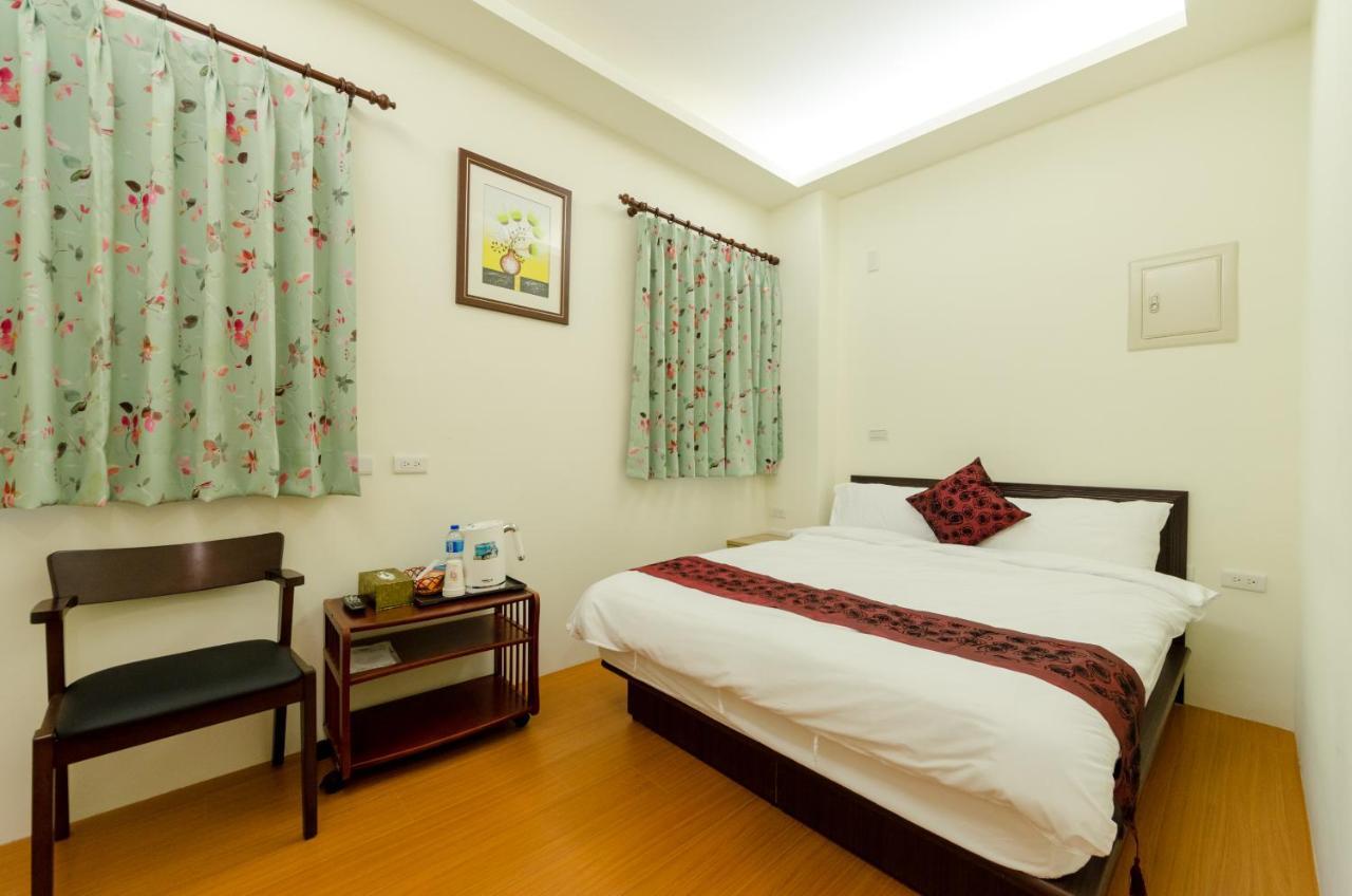 9X9 Homestay Hualien Eksteriør bilde